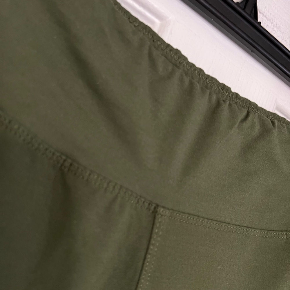 Olive Green Leggings - Picture 2 of 2